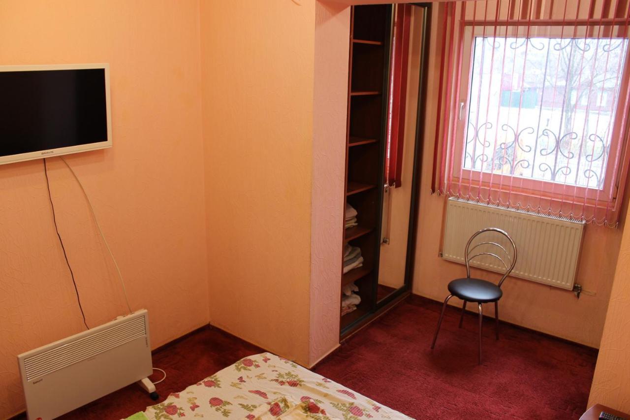 Studio apartment Chernihiv Exterior foto